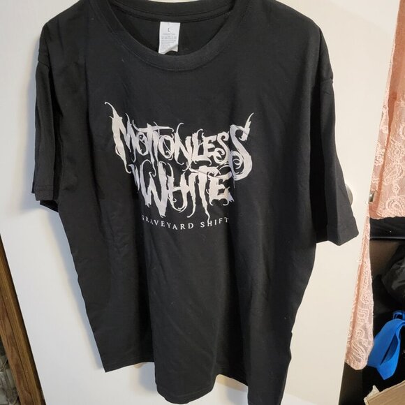 NWT MOTIONLESS IN WHITE ART PRINT T-SHIRT SZ L - Picture 4 of 5